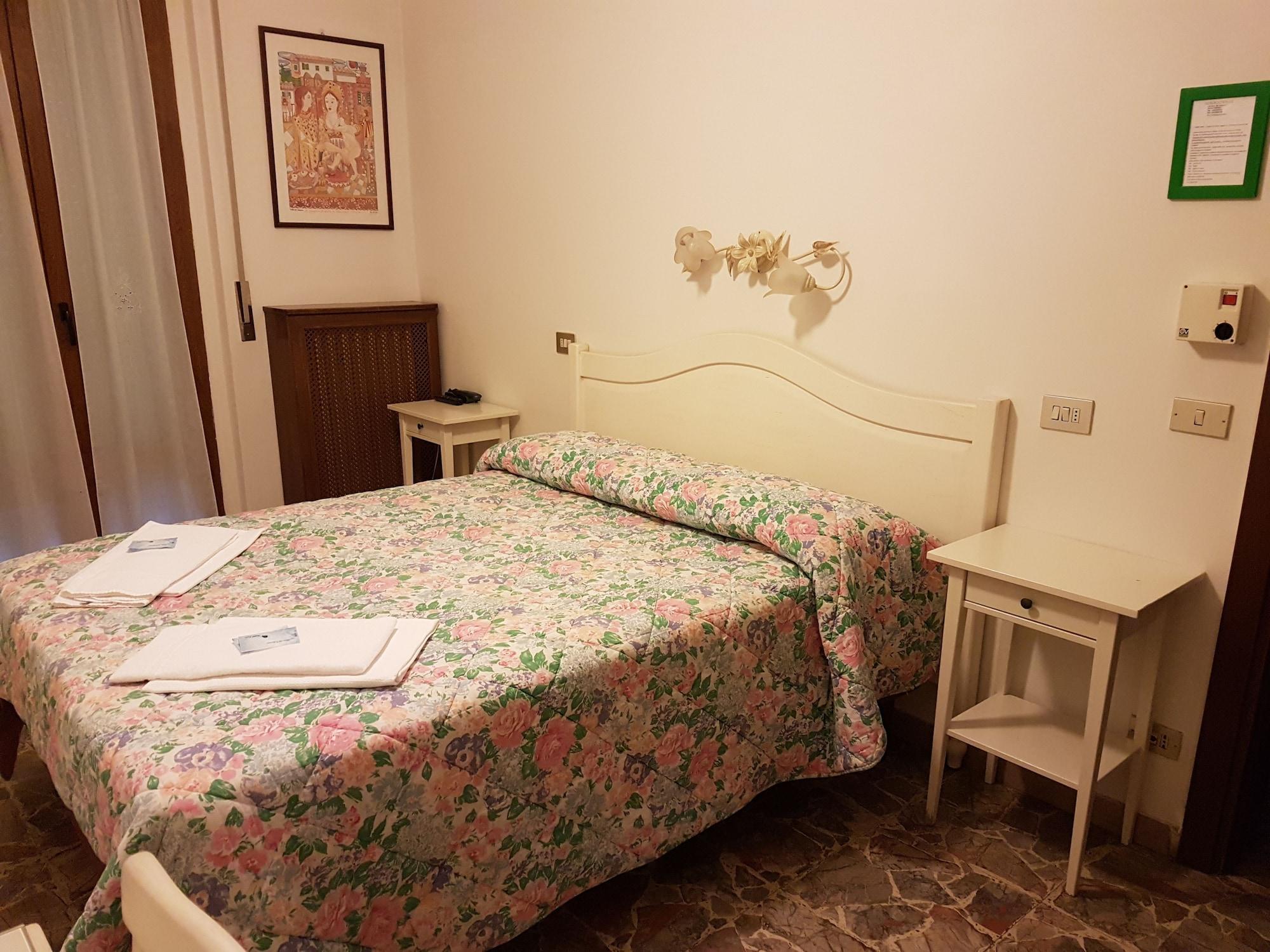Albergo Sonia Florence Luaran gambar
